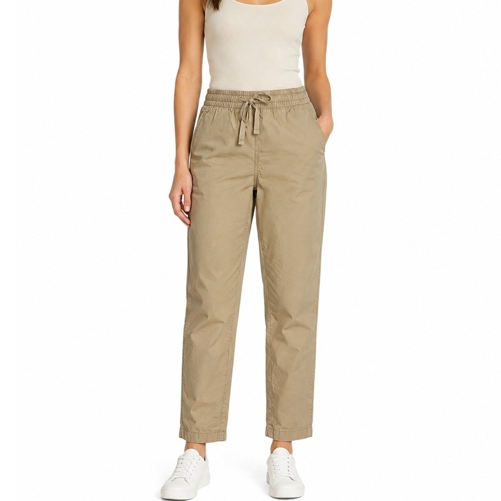 LL Bean Favorite Fit Khaki Tan Pull On Chino Pants | Size 6